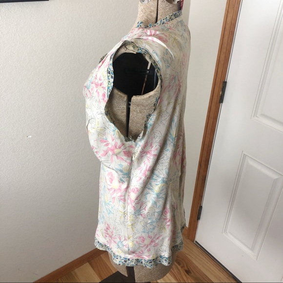 Sundance Floral Blue & Pink Silk Tank Top - Picture 3 of 5